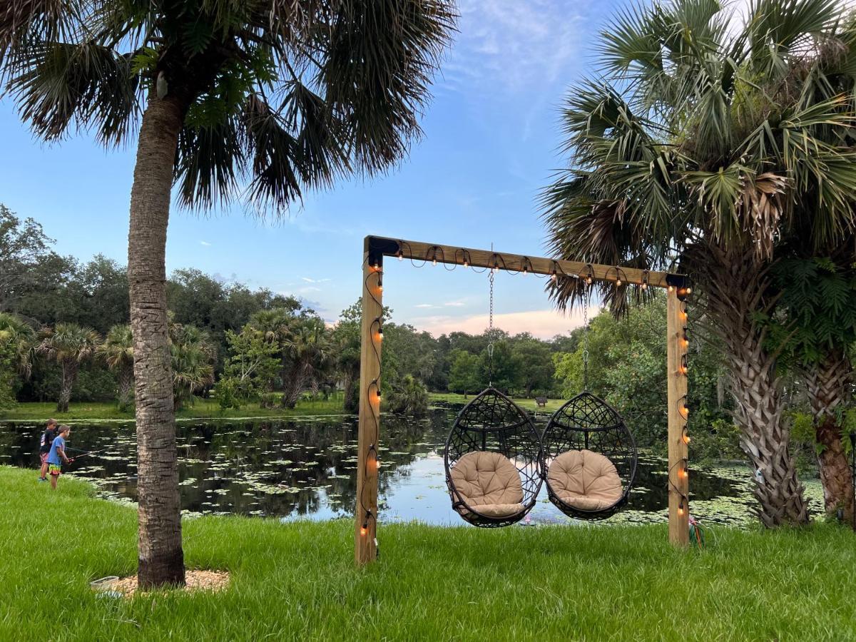 Lake Front Rv Experience Close To Port Canaveral And Kennedy Space Center Holiday park *